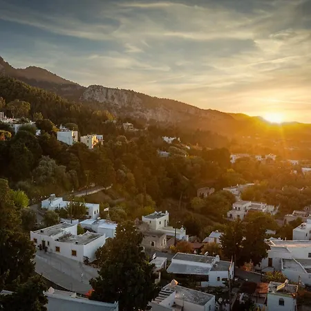 Semesterbostad Serenity House - Magic Sunsets Asfendiou